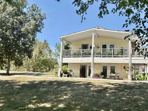 Exterior - 4 Cedar St, Greenfield, MO 65661 photo 2 of 12