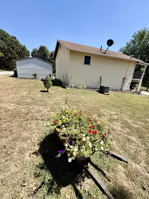 Exterior - 4 Cedar St, Greenfield, MO 65661 photo 11 of 12