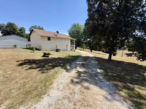 Exterior - 4 Cedar St, Greenfield, MO 65661 photo 12 of 12