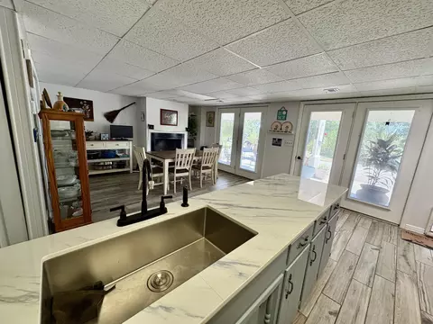 Kitchen - 4 Cedar St, Greenfield, MO 65661 photo 3 of 5