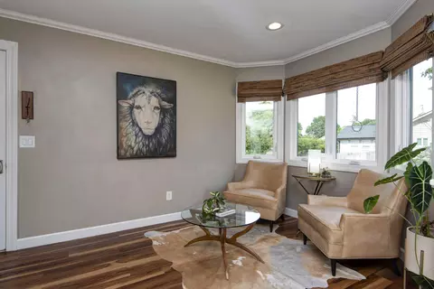 Living - 1245 E Highpoint St, Springfield, MO 65804 photo 6 of 6