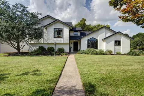 Exterior - 1245 E Highpoint St, Springfield, MO 65804 photo 7 of 11