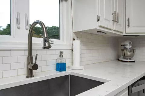 Kitchen - 1245 E Highpoint St, Springfield, MO 65804 photo 3 of 4