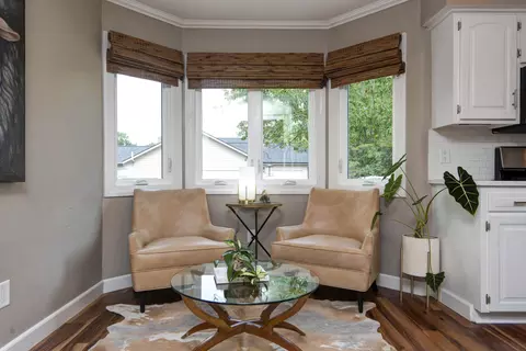 Living - 1245 E Highpoint St, Springfield, MO 65804 photo 5 of 6