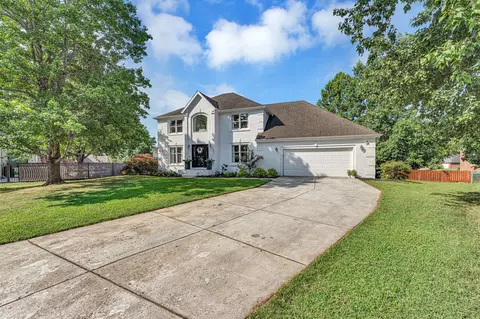 Exterior - 3427 S Ashley Ct, Springfield, MO 65809 photo 5 of 11