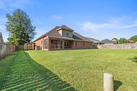 Exterior - 253 E Grace St, Republic, MO 65738 photo 8 of 10