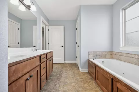 Entry Way - 253 E Grace St, Republic, MO 65738 photo 3 of 3