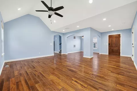 Living - 253 E Grace St, Republic, MO 65738 photo 2 of 5