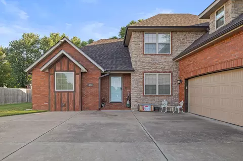 Exterior - 253 E Grace St, Republic, MO 65738 photo 3 of 10