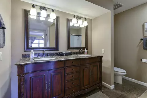 Bath - 169 Highland Dr #8, Branson, MO 65616 photo 1 of 4