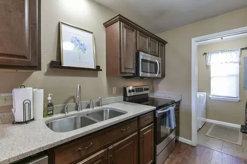 Kitchen - 169 Highland Dr #8, Branson, MO 65616 photo 2 of 3