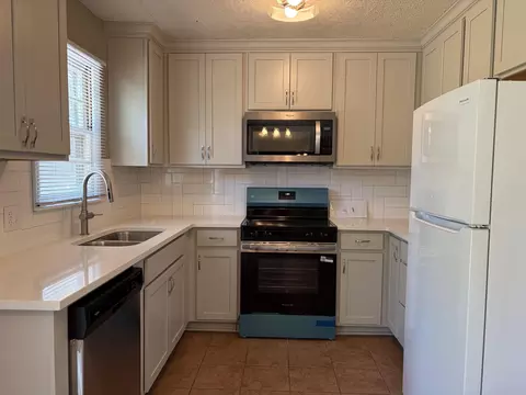 Kitchen - 3205 W Marty St, Springfield, MO 65810 photo 2 of 2