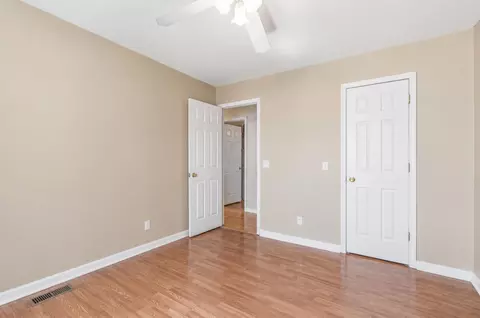 Bedroom - 1329 S State Highway Uu, Chadwick, MO 65629 photo 6 of 6