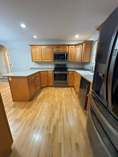 Kitchen - 1986 W Sexton Dr, Springfield, MO 65810 photo 1 of 6