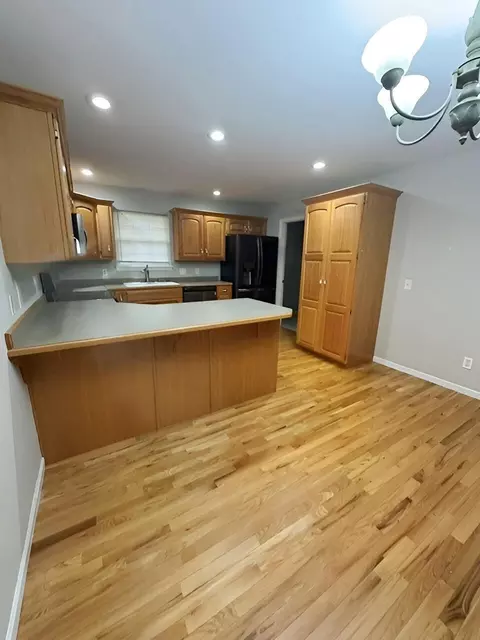 Kitchen - 1986 W Sexton Dr, Springfield, MO 65810 photo 3 of 6