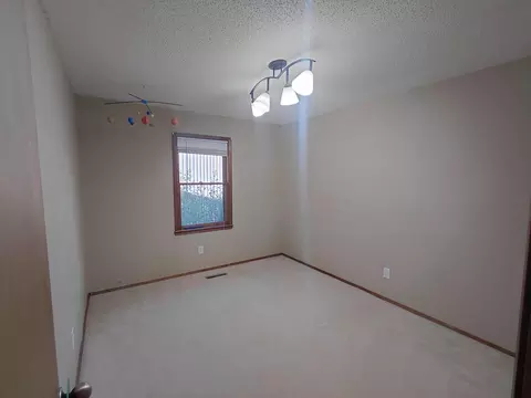 Bedroom - 2644 N Marion Ave, Springfield, MO 65803 photo 2 of 3