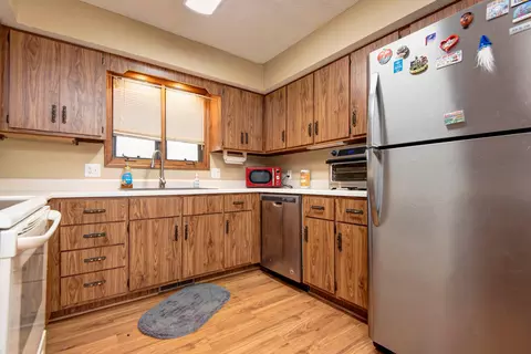 Kitchen - 2644 N Marion Ave, Springfield, MO 65803 photo 3 of 3