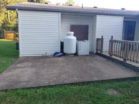 Exterior - 2644 N Marion Ave, Springfield, MO 65803 photo 5 of 5