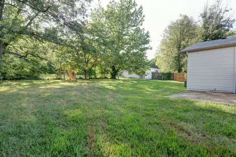 Exterior - 2644 N Marion Ave, Springfield, MO 65803 photo 2 of 6