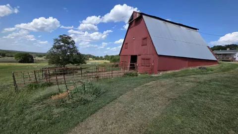 Exterior - 1299 Missouri 181, Cabool, MO 65689 photo 3 of 14