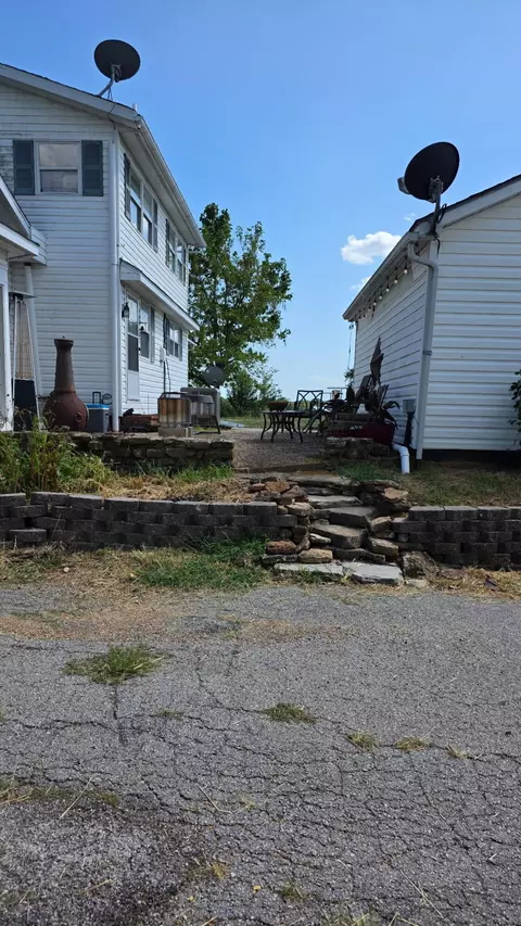Exterior - 1299 Missouri 181, Cabool, MO 65689 photo 6 of 14