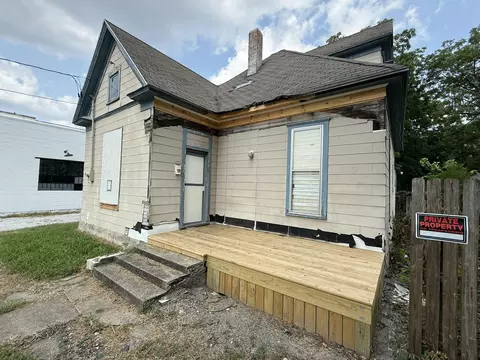 Exterior - 1908 N National Ave, Springfield, MO 65803 photo 5 of 10