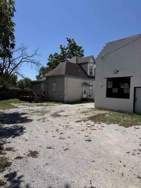 Exterior - 1908 N National Ave, Springfield, MO 65803 photo 1 of 10