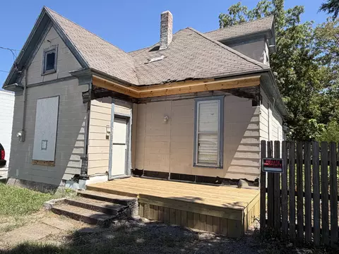 Exterior - 1908 N National Ave, Springfield, MO 65803 photo 6 of 10
