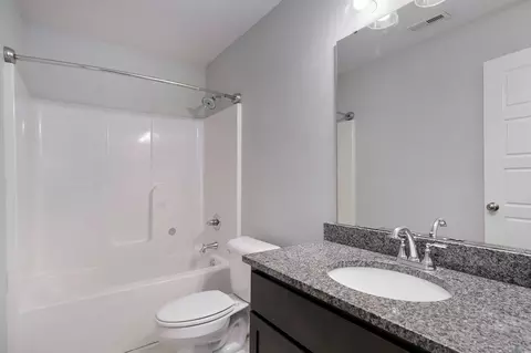 Bath - 5627 W Pecan St, Springfield, MO 65802 photo 4 of 4