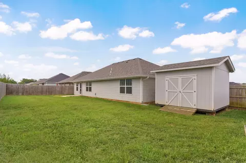Exterior - 5627 W Pecan St, Springfield, MO 65802 photo 8 of 11