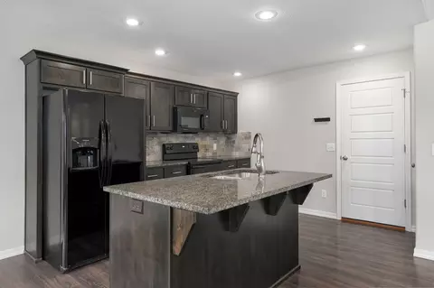 Kitchen - 5627 W Pecan St, Springfield, MO 65802 photo 1 of 2
