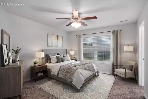 Bedroom - 5627 W Pecan St, Springfield, MO 65802 photo 1 of 5