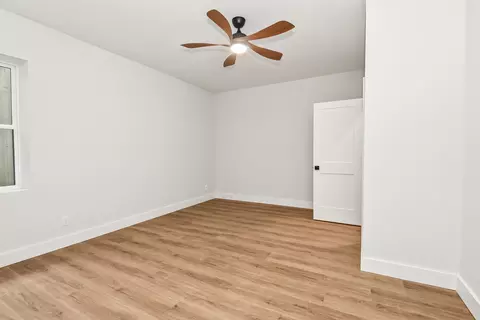 Bedroom - 606 E Oak Leaf Ct, Nixa, MO 65714 photo 6 of 7