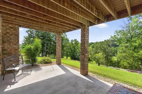 Exterior - 110 Carnoustie Ct, Branson, MO 65616 photo 6 of 13