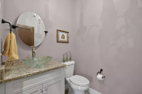 Bath - 110 Carnoustie Ct, Branson, MO 65616 photo 8 of 8