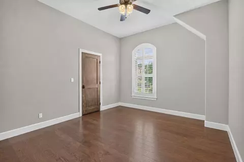 Bedroom - 110 Carnoustie Ct, Branson, MO 65616 photo 15 of 19