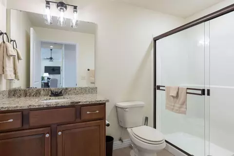 Bath - 160 Rue De Villas Cir, Branson, MO 65616 photo 3 of 4