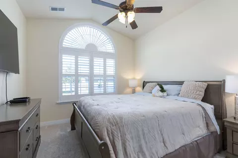 Bedroom - 160 Rue De Villas Cir, Branson, MO 65616 photo 2 of 5