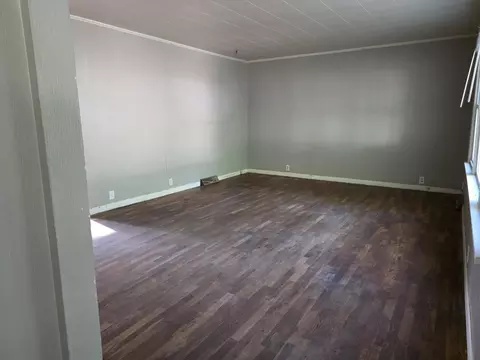 Living - 611 S Harrison Ave, Aurora, MO 65605 photo 1 of 1