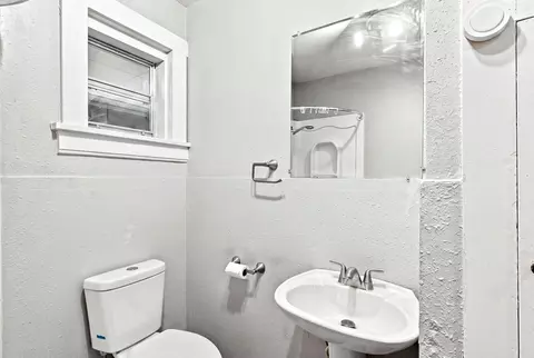 Bath - 2416 N Main Ave, Springfield, MO 65803 photo 2 of 2