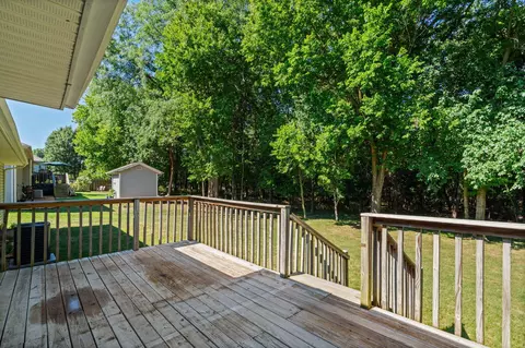 Exterior - 4055 N Pickwick Ave, Springfield, MO 65803 photo 3 of 8