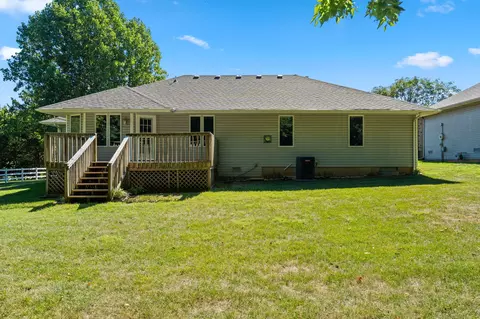 Exterior - 4055 N Pickwick Ave, Springfield, MO 65803 photo 6 of 8