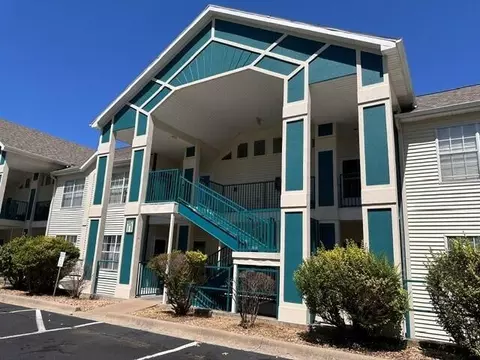 Exterior - 120 Spring Creek Ct #8, Branson, MO 65616 photo 3 of 10