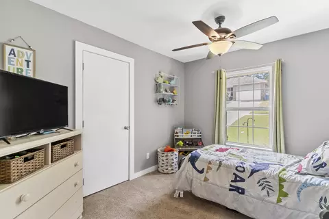 Bedroom - 117 Shiloh St, Branson, MO 65616 photo 8 of 8