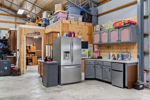 Kitchen - 25930 Ohio Ln, Shell Knob, MO 65747 photo 7 of 7