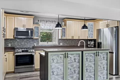Kitchen - 25930 Ohio Ln, Shell Knob, MO 65747 photo 1 of 7