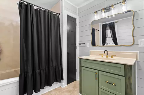 Bath - 25930 Ohio Ln, Shell Knob, MO 65747 photo 1 of 4