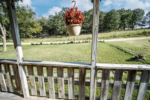 Exterior - 75 Chadwick Rd, Fair Grove, MO 65648 photo 4 of 14