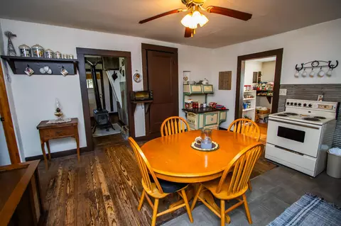 Dining - 75 Chadwick Rd, Fair Grove, MO 65648 photo 2 of 3