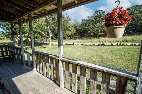 Exterior - 75 Chadwick Rd, Fair Grove, MO 65648 photo 5 of 14